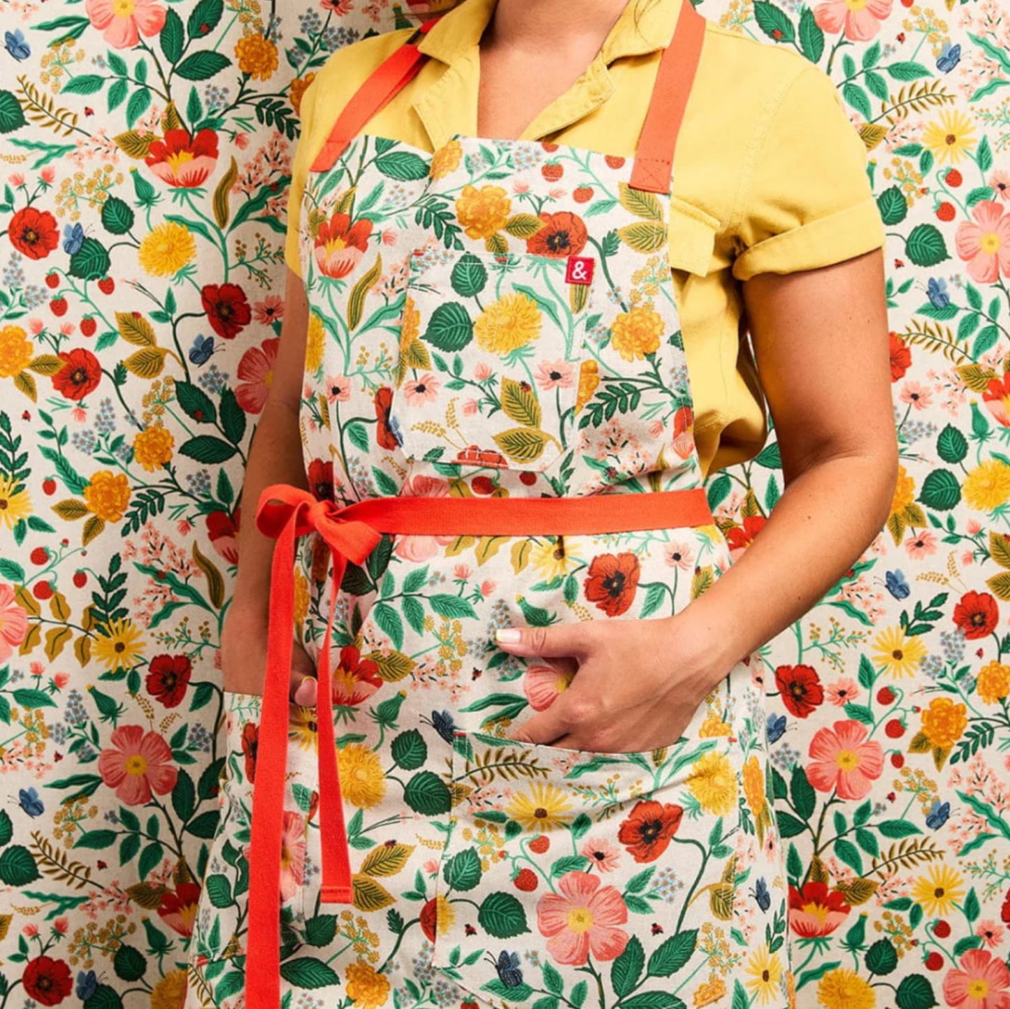 Hedley & Bennett The Essential Apron - Rifle Poppy Fields