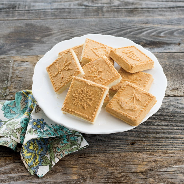 Shortbread Pan Nordicware