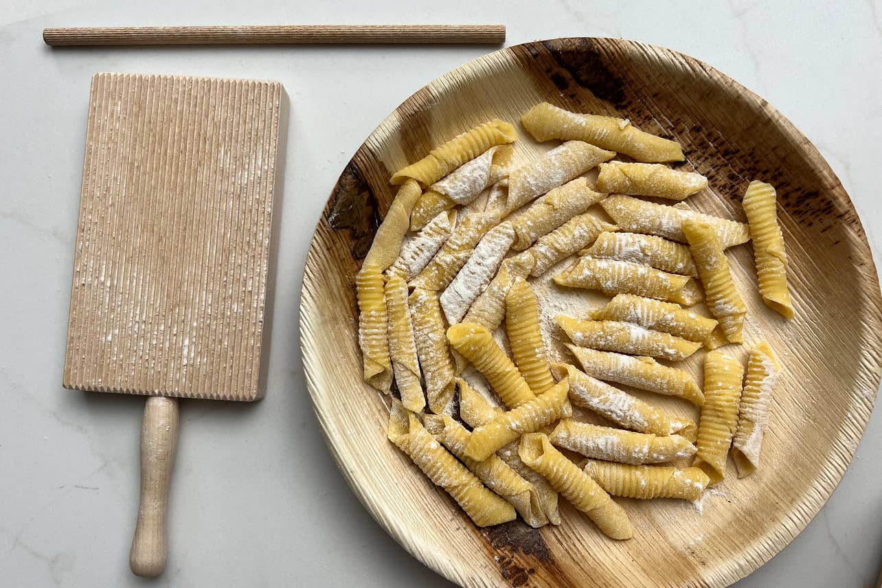 Gnocchi + Garganelli Board - Italian Beechwood