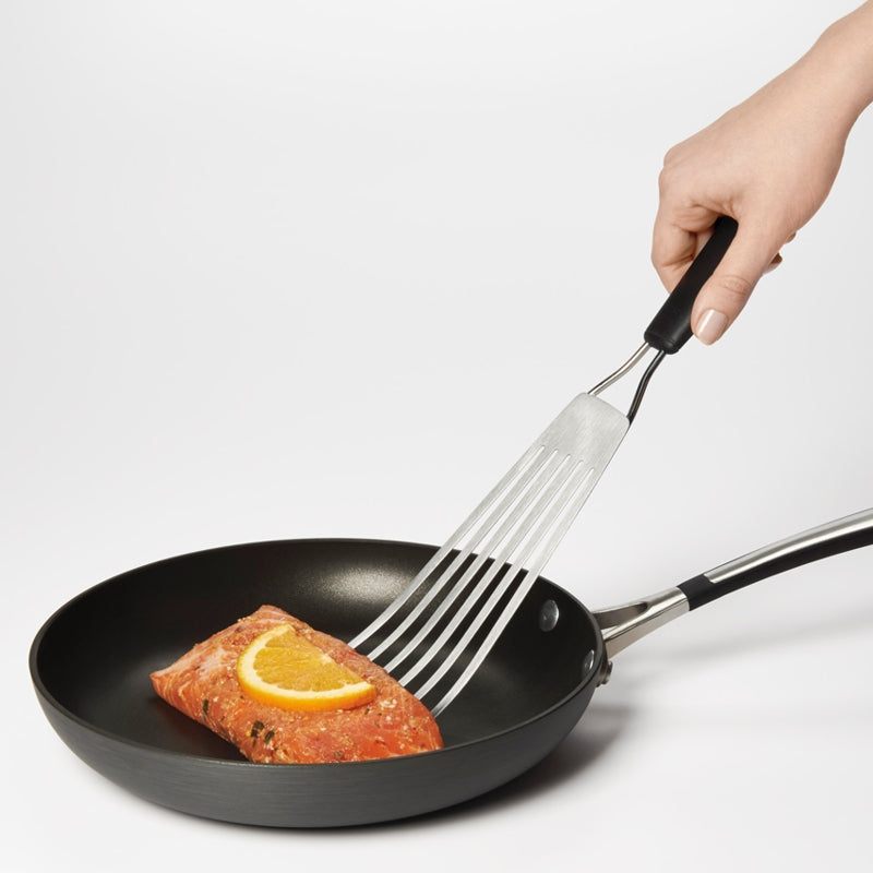 OXO Fish Turner 13.75" - SS