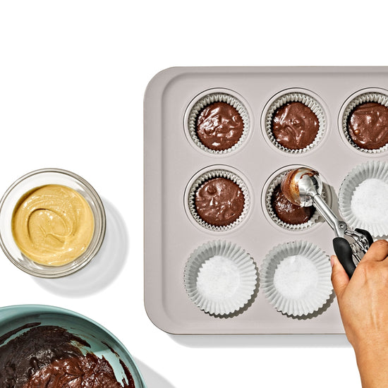 OXO Non-Stick Pro Ceramic Coated Metal Bakeware 12 Cup Muffin Pan – Storm Blue