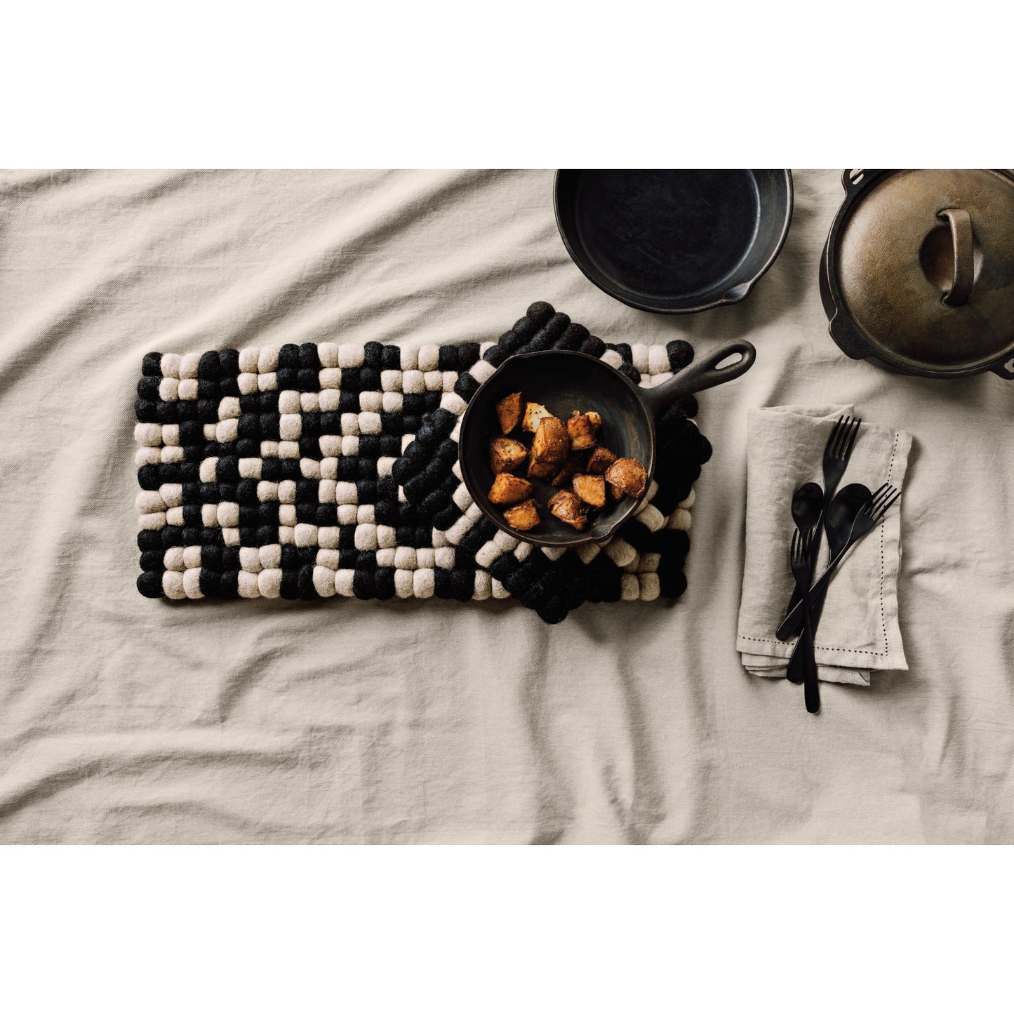 Trivet - Ember Wool Felt Ball