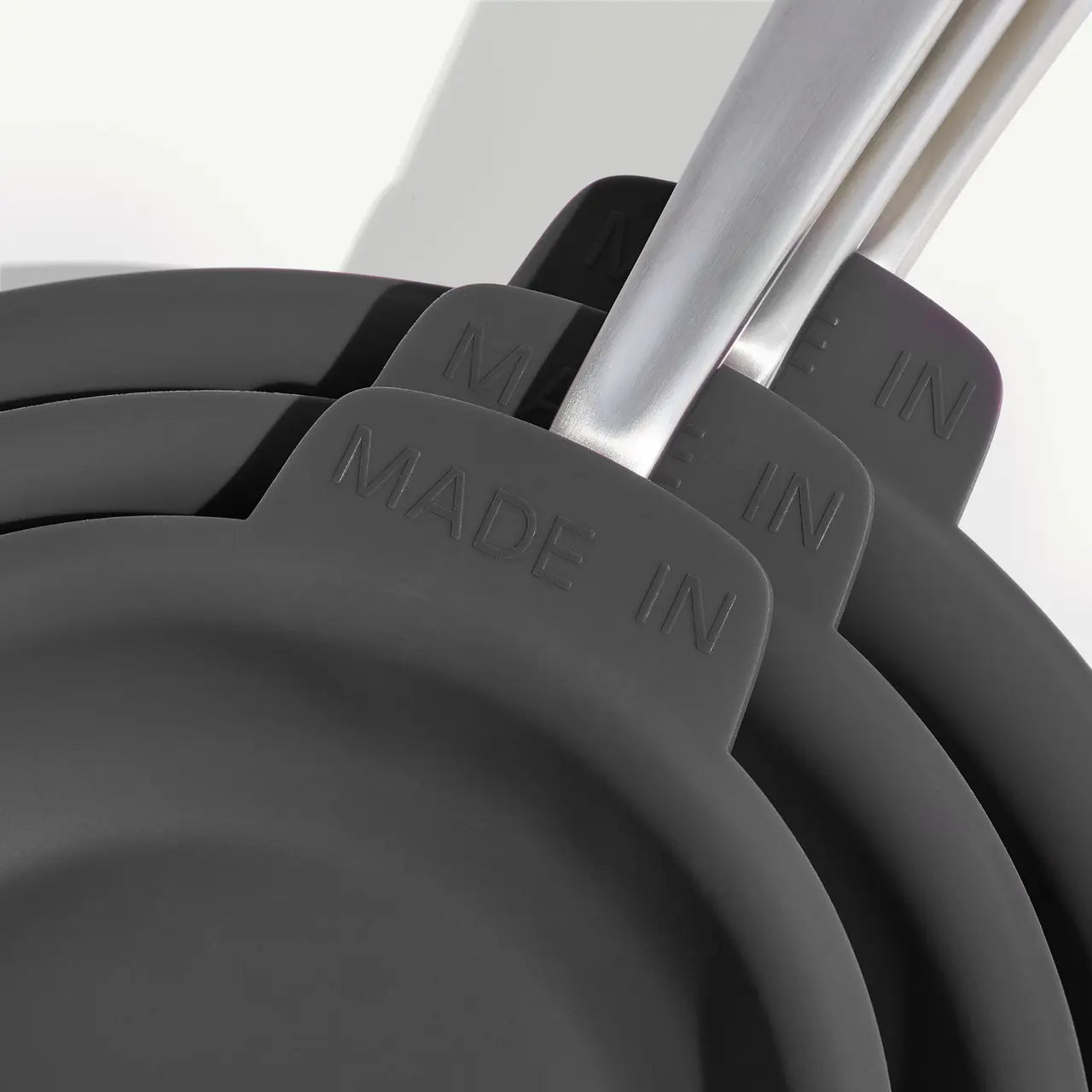 Made In 10" Silicone Pan Protector - Graphite