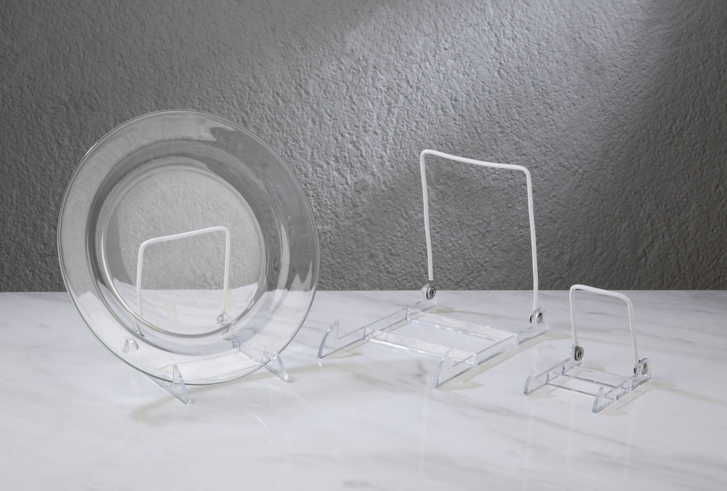 Adjustable Easels: Clear / Medium