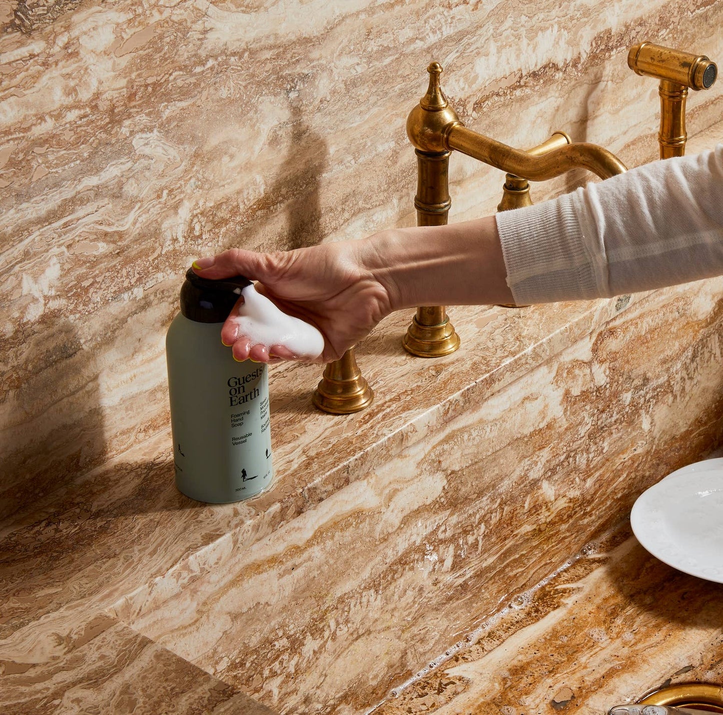 Guests on Earth Foaming Hand Soap - Citrus Oasis