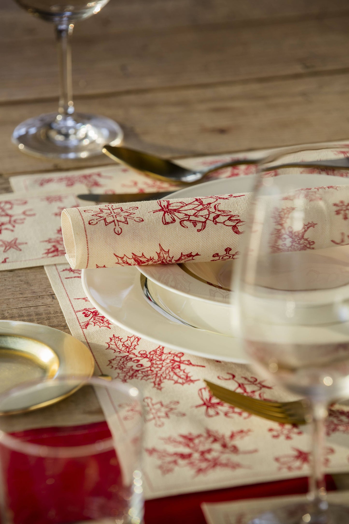 MY DRAP Recycled Placemats 6 Per Roll, Classic Xmas: 100% Recycled Cotton