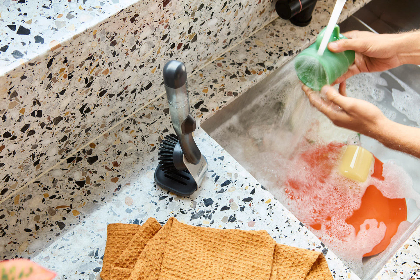 SinkTech™ Soap Dispensing Dish Brush & Stand - Joseph Joseph