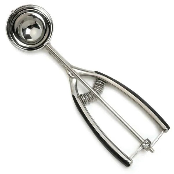 Norpro 44mm Grip-Ez Scoop With Santoprene Handle