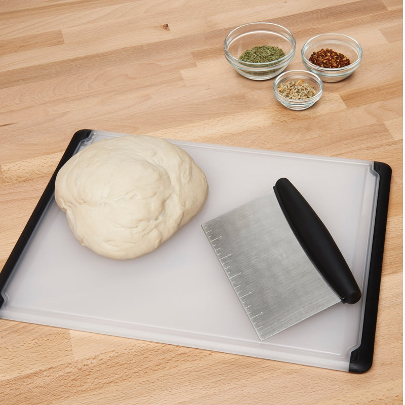 OXO Pastry Scraper/Chopper - Black