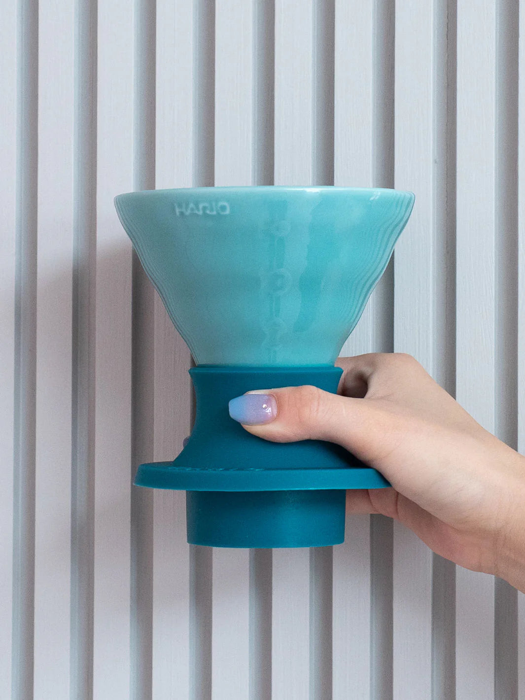 HARIO V60-02 SWITCH Immersion Dripper (200ml/6.76oz) (Ceramic) - Tropical Turquoise