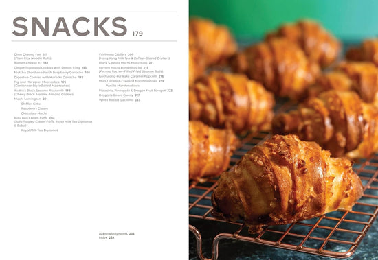 Breaking Bao: 88 Bakes and Snacks from Asia and Beyond - Clarice Lam