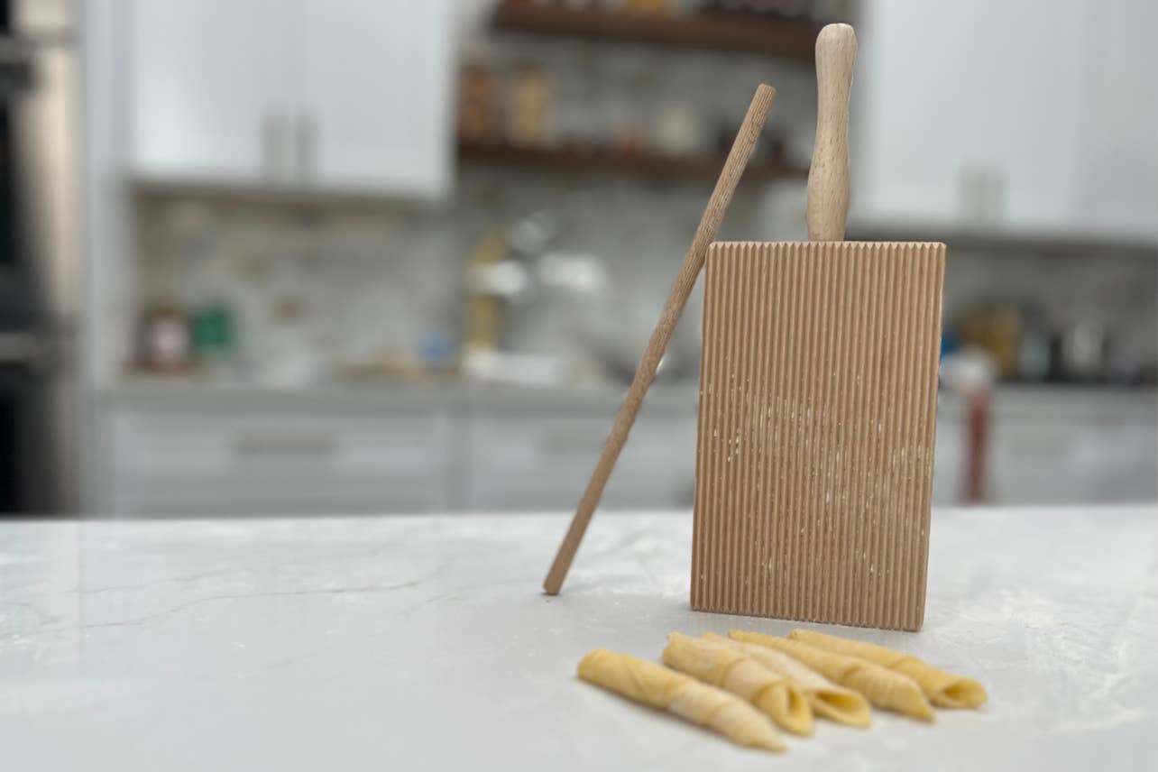 Gnocchi + Garganelli Board - Italian Beechwood