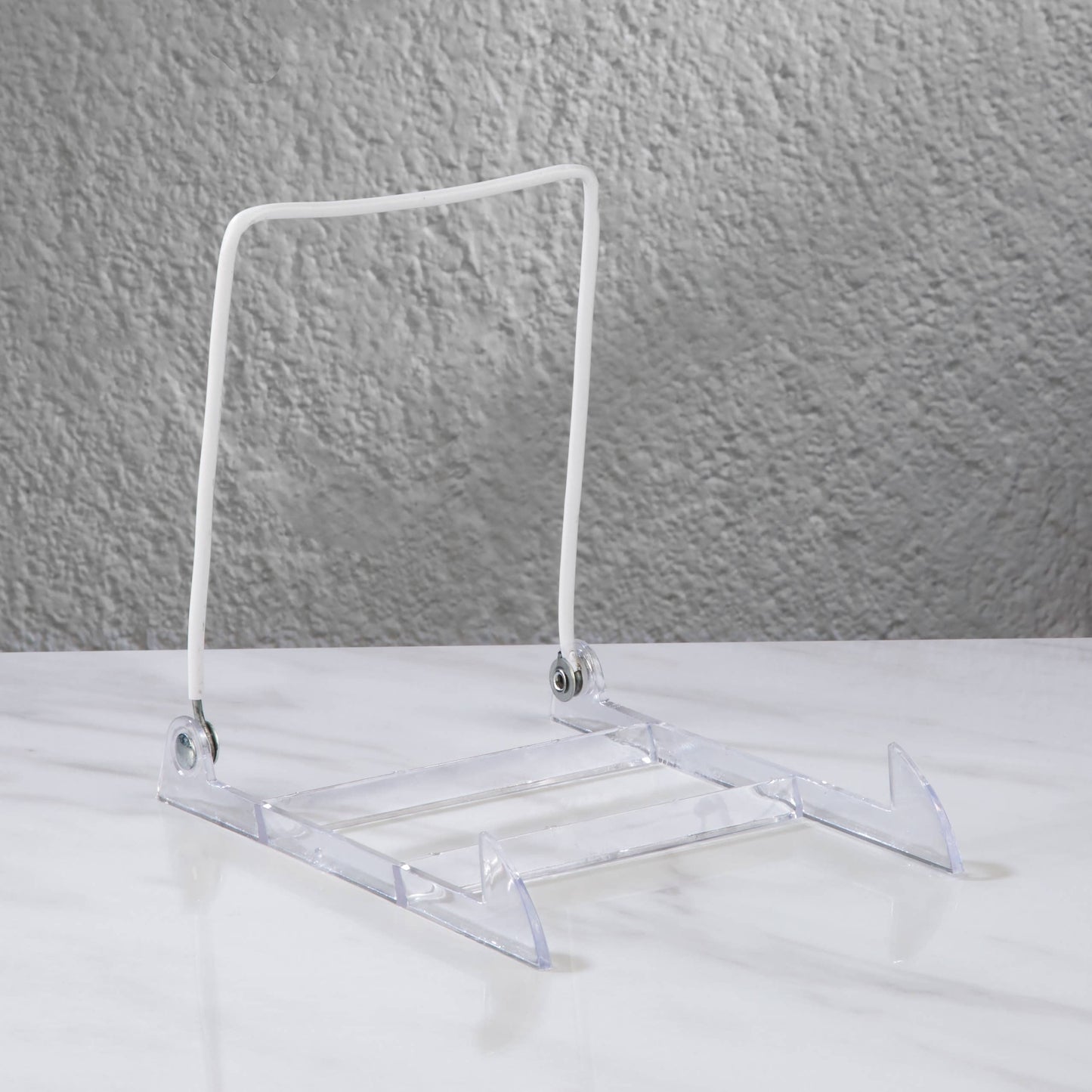 Adjustable Easels: Clear / Medium