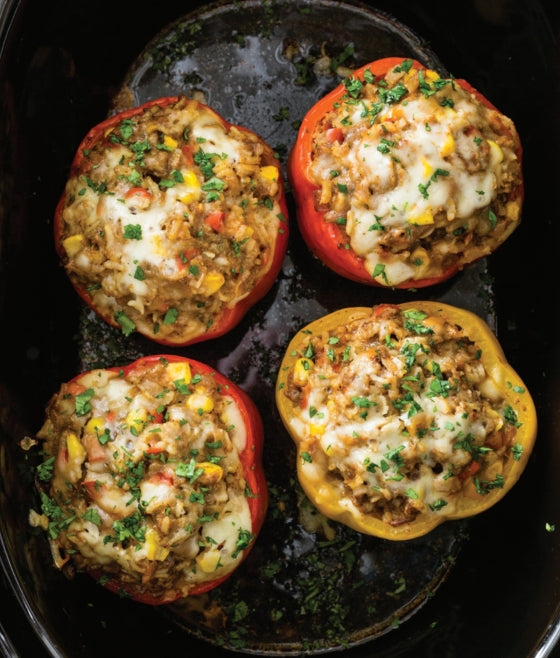 The Complete Slow Cooker From Appetizers to Desserts - 400 Must-Have Recipes That Cook While You Play (or Work) - America's Test Kitchen