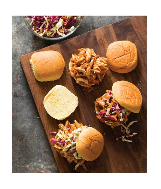 The Complete Slow Cooker From Appetizers to Desserts - 400 Must-Have Recipes That Cook While You Play (or Work) - America's Test Kitchen