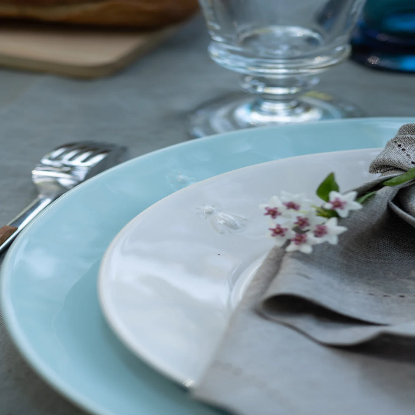 La Rochere Bee Salad/Dessert Plate Aqua