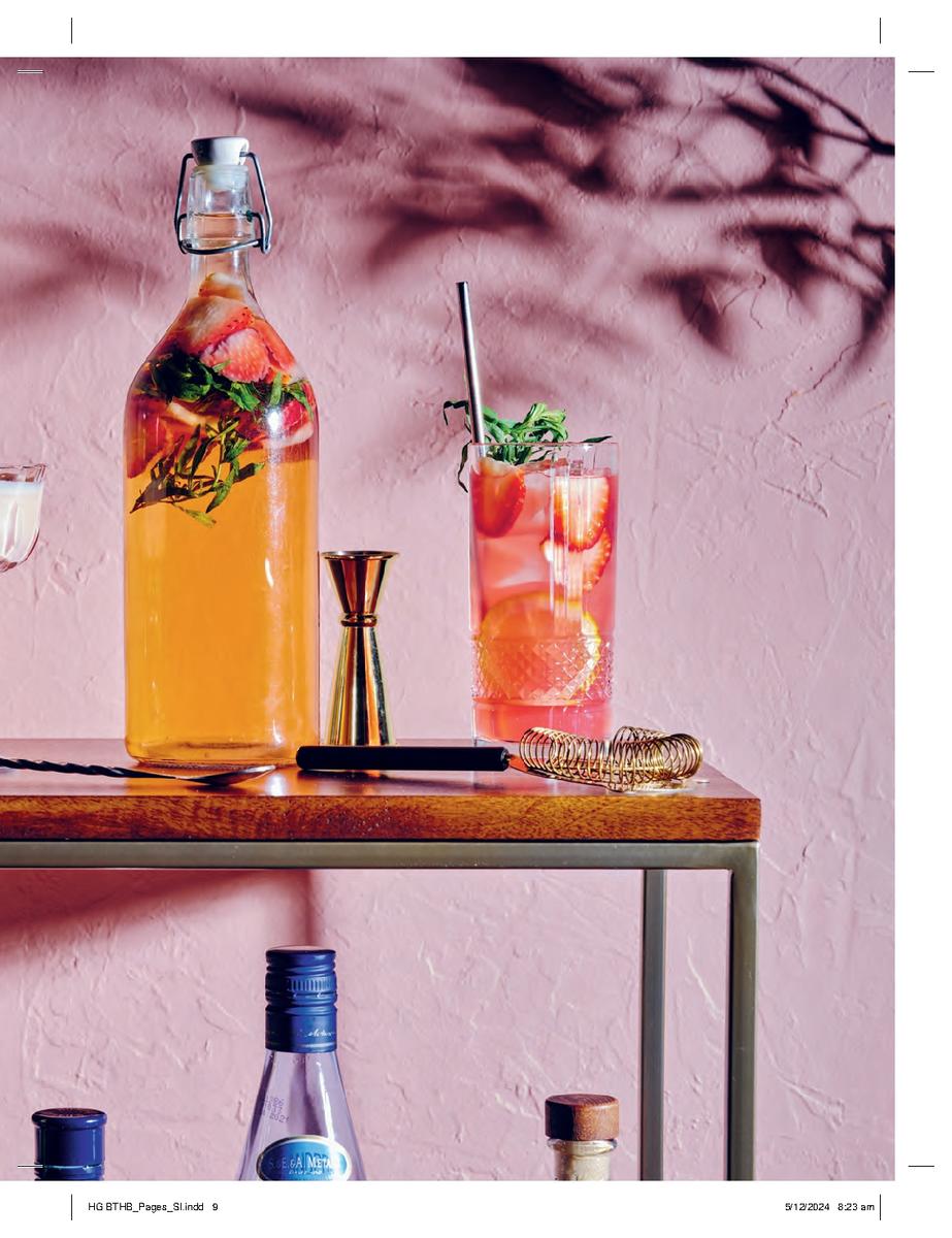 Behind the Home Bar: The essential guide to making cocktails at home - Cara Devine