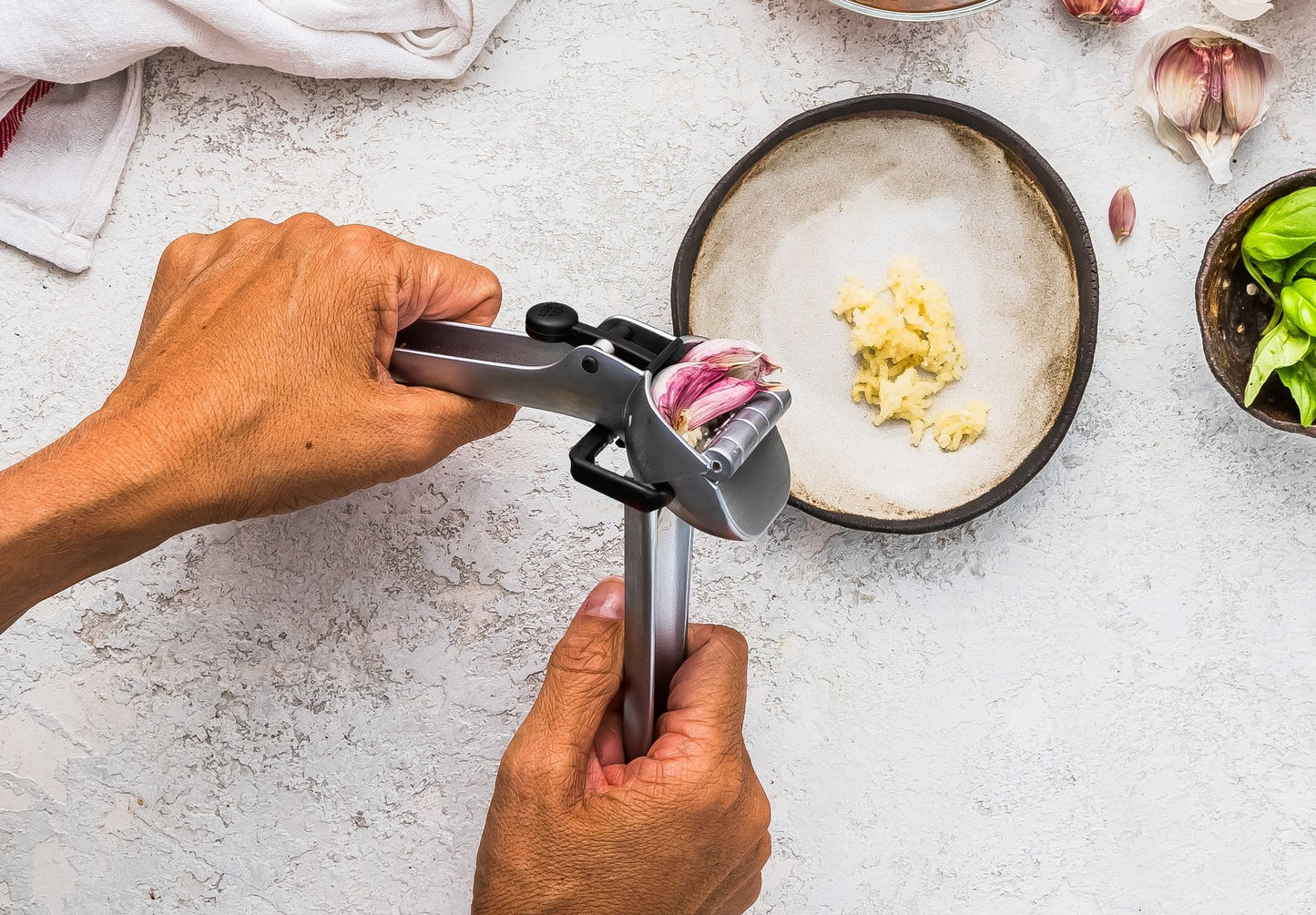 GarJect Garlic Press - Stainless Steel Black