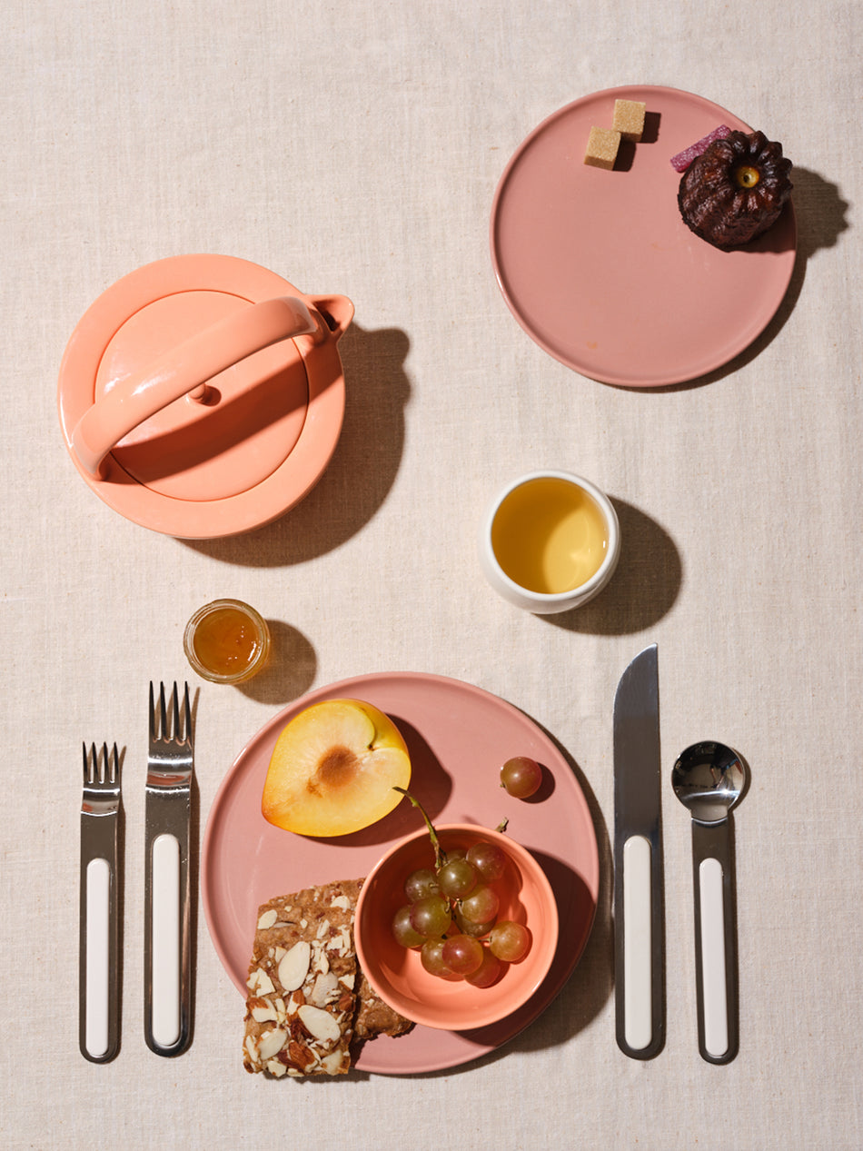 førs medium plate - white (40% off at checkout)