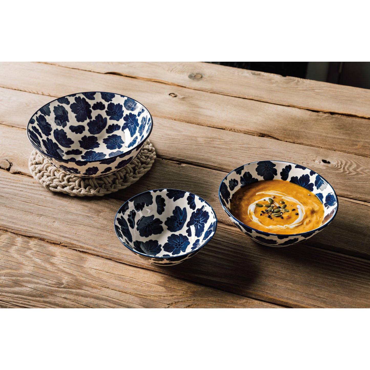 Imperial Flori Stamped Bowl - Small 5.5"