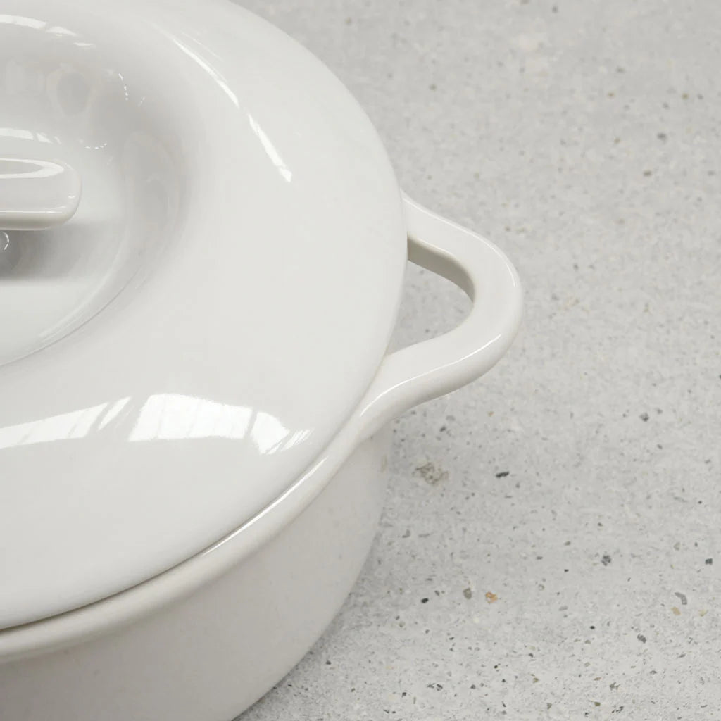 Revol Bombance Round Cocotte Alabaster White 26cm