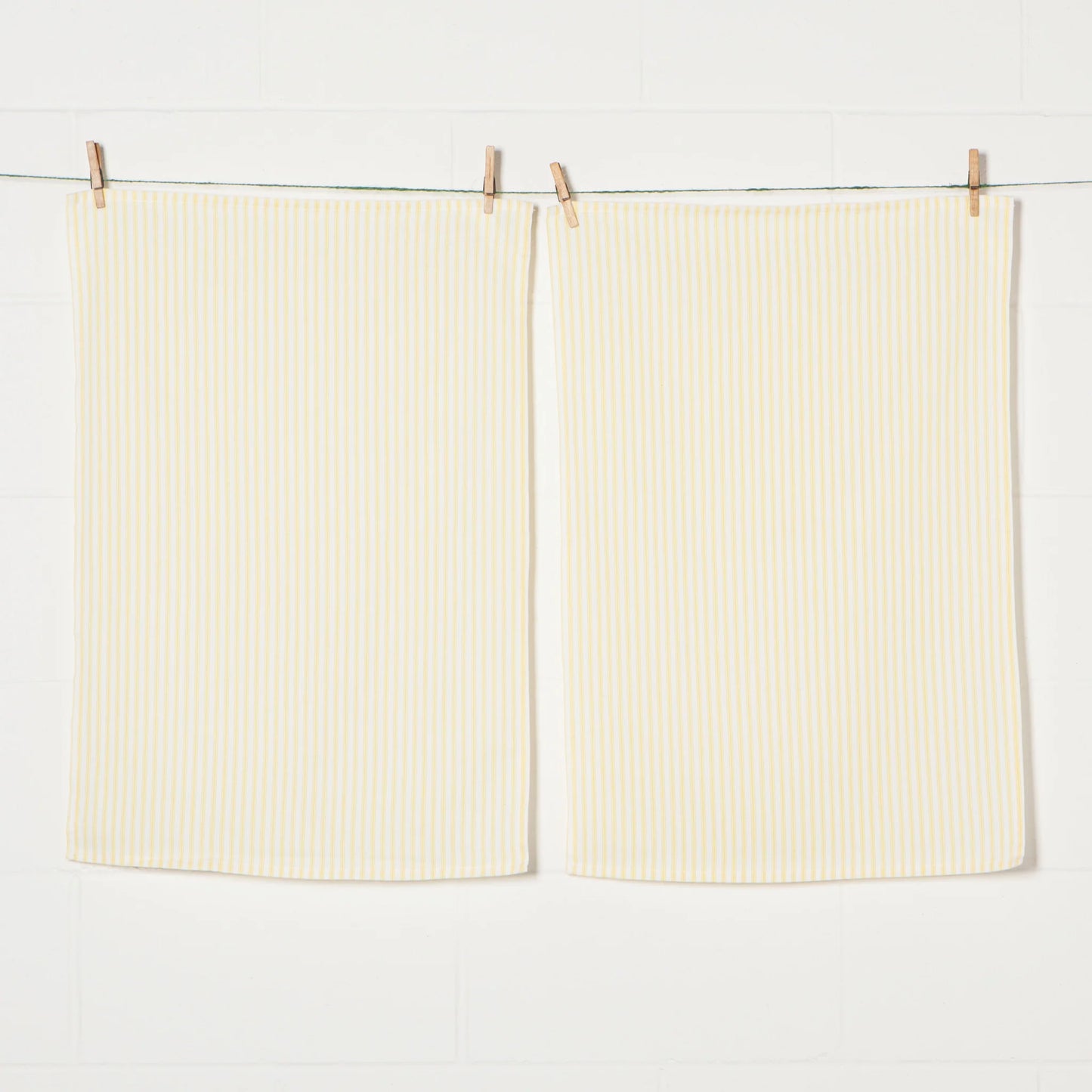 Load image into Gallery viewer, Glass Towel - Yellow

