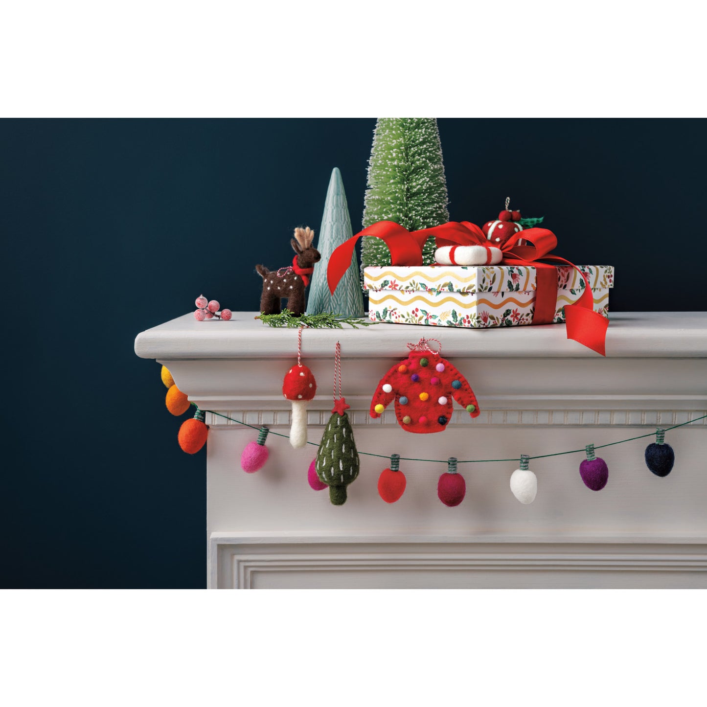 Spirits Bright Christmas Felt Garland