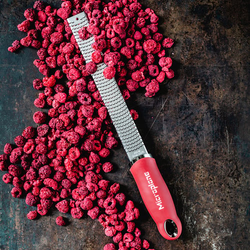 Premier Zester/Grater - Pomegranate Red – Maison Cookware + Bakeware