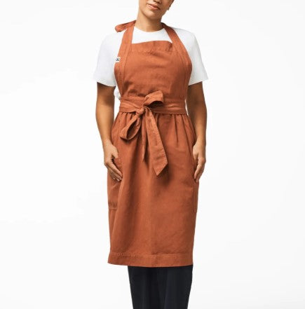 Hedley & Bennett The Pinafore Apron - Harissa Red