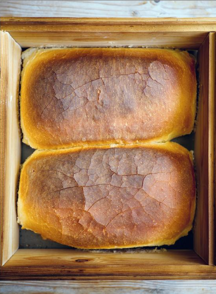 Big Book of Bread: Recipes and Stories From Around the Globe - James Morton