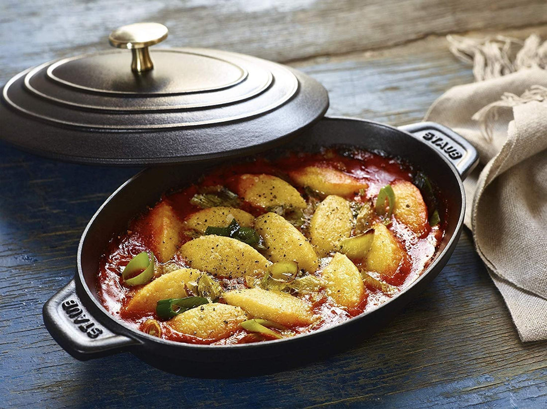 Staub Oval Hot Plate w Lid