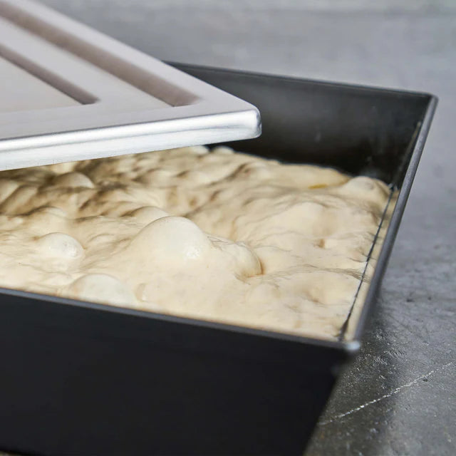 Ooni Detroit-Style Pizza Pan - Medium 32cm x 24cm