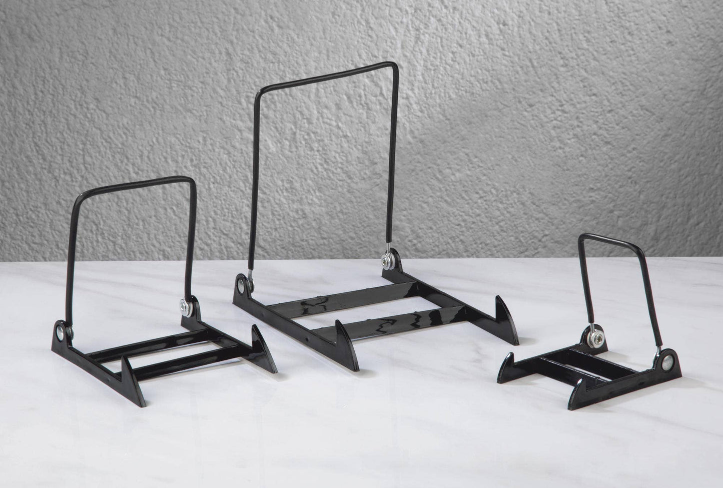 Adjustable Easels: Clear / Medium