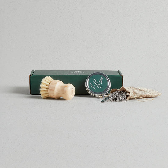 Smithey Cleaning & Care Kit
