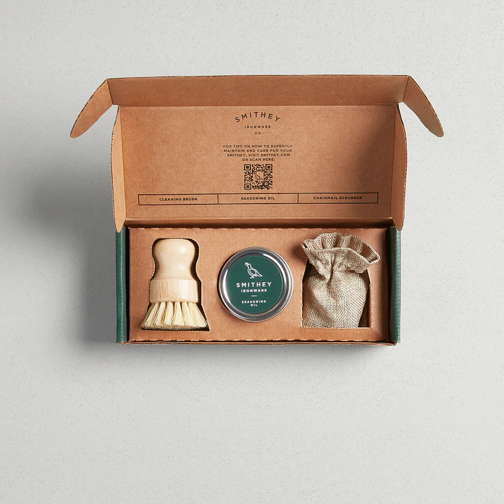 Smithey Cleaning & Care Kit