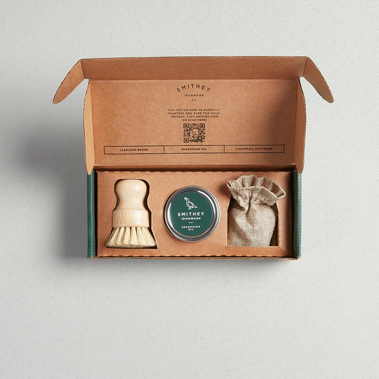 Smithey Cleaning & Care Kit