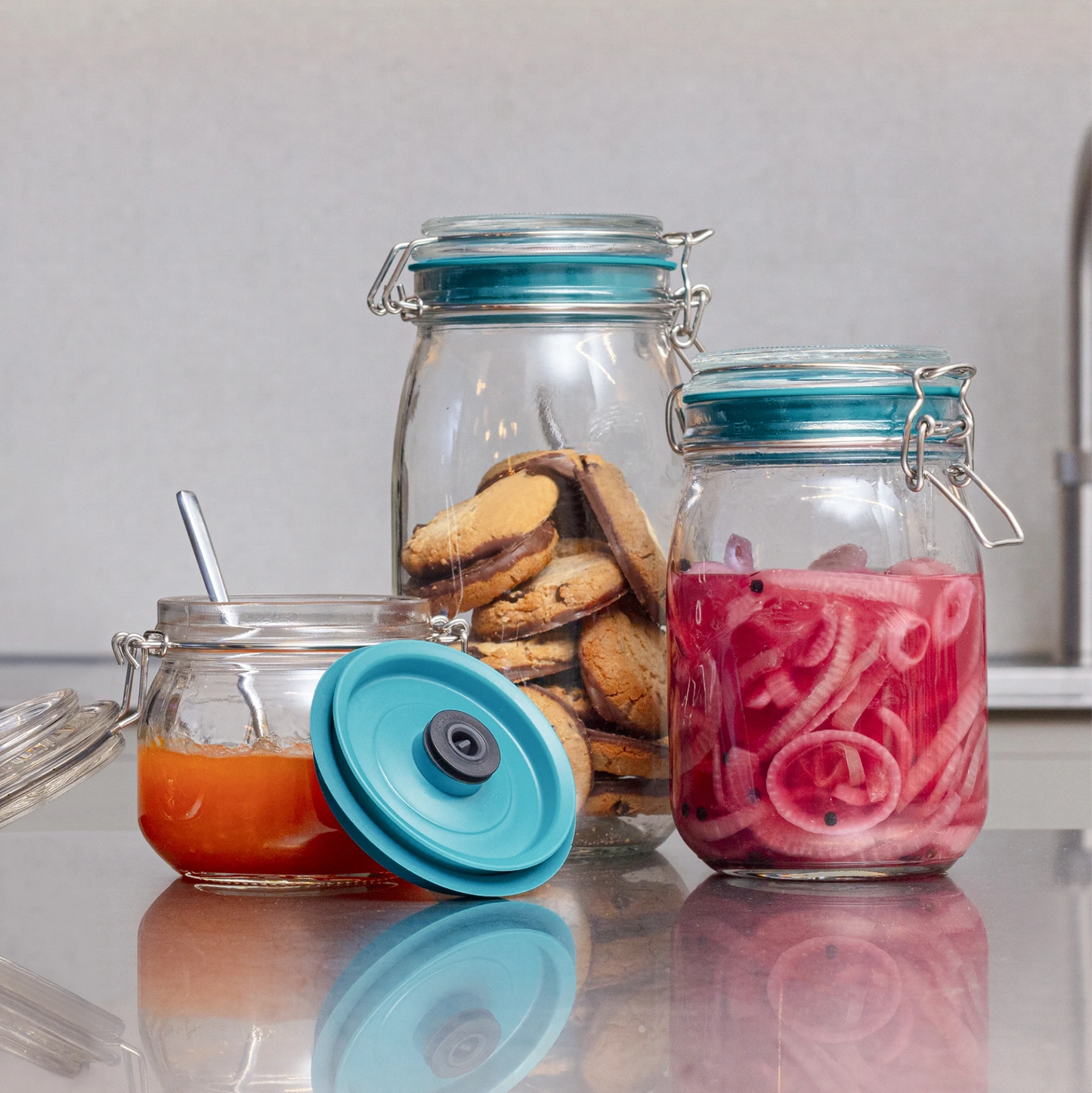 Airtender Clip-Top Vacuum Lid Set of 3 + 1 Pump