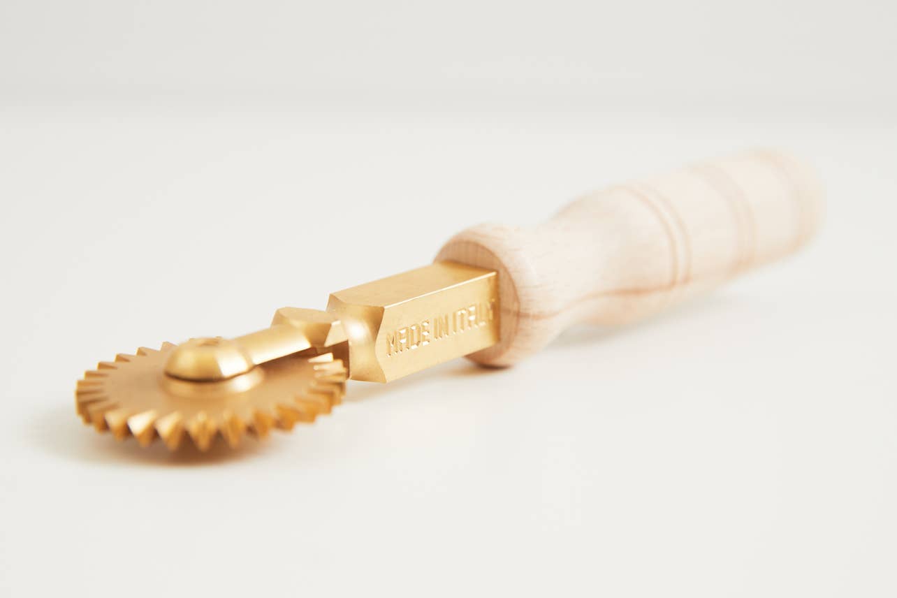 Italian Pasta Fluted Wheel Cutter - Brass Wheel