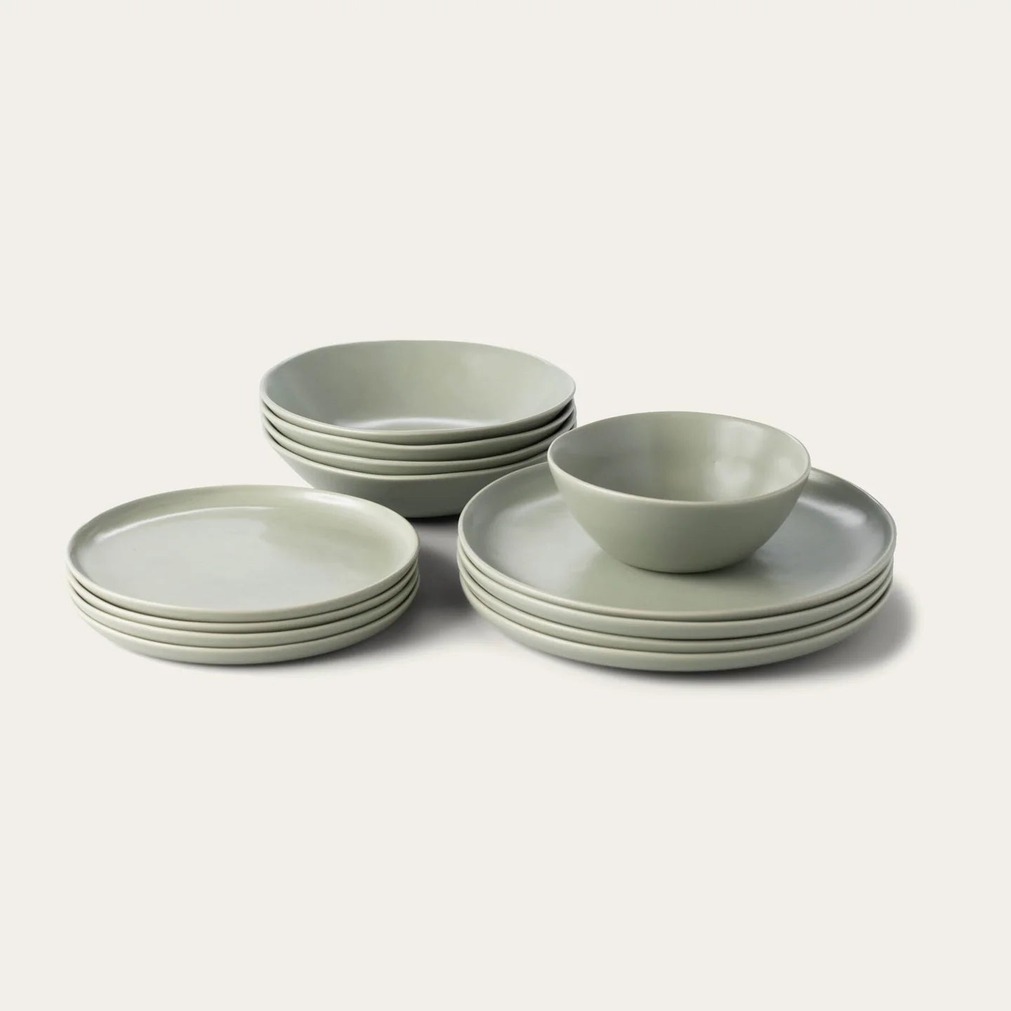 Fable Dinnerware Set - Beachgrass Green 16 pieces