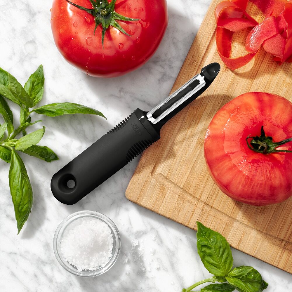 Serrated Peeler OXO
