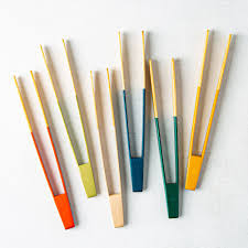 Bamboo Magnetic Toast Tongs (Assorted Colours)