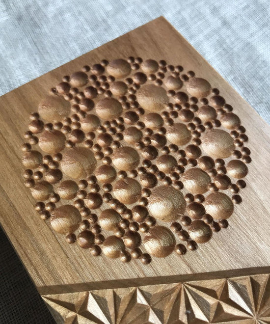IMAIKOUBA Two-Thirds Size Board (028)