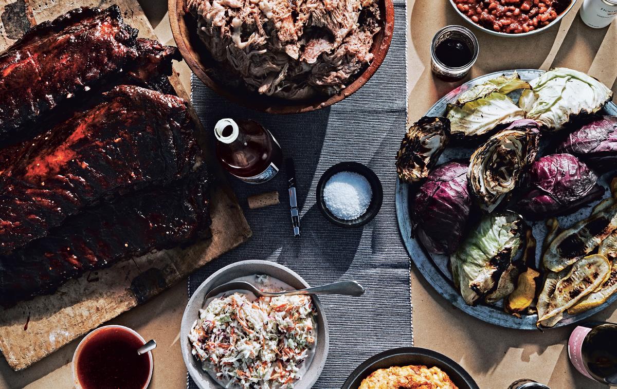 Life Of Fire: Mastering The Arts Of Pit-cooked Barbecue, The Grill, And The Smokehouse - Pat Martin, Nick Fauchald