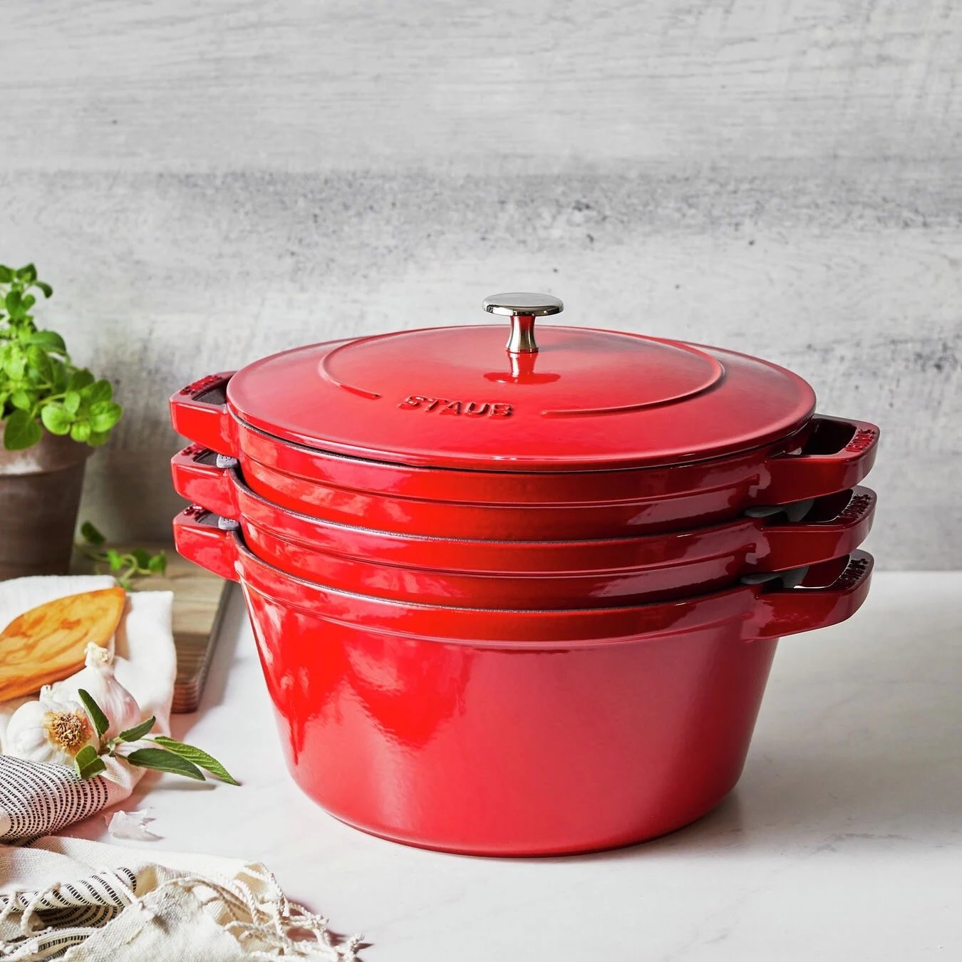 Cookware Set Stackable Red Staub 4pc Stackable Set 26cm - Cherry – Maison Cookware + Bakeware