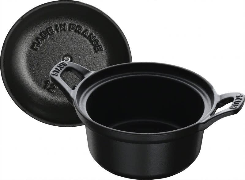 Staub Vintage Coquette 2.5L / 2.5qt - Black