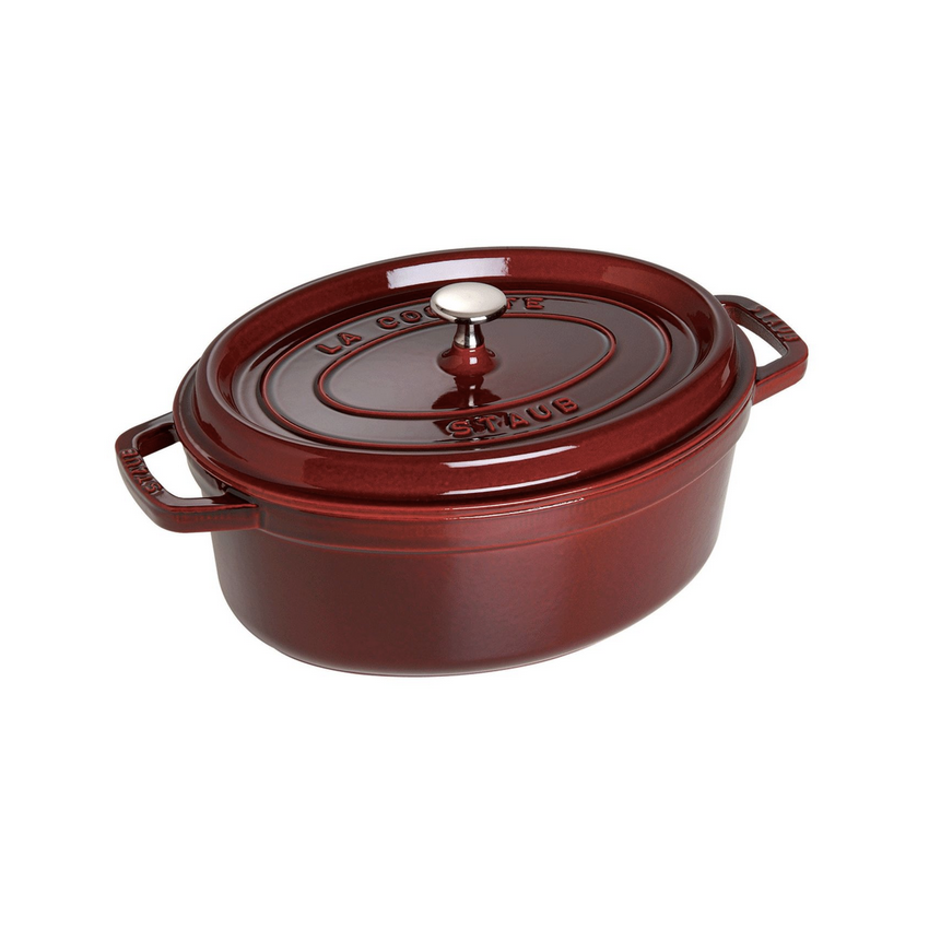 Staub Oval 4.2L / 4.5-Qt Grenadine Cocotte