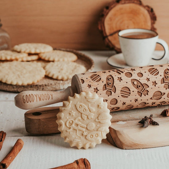 Embossed Rolling Pin - Cosmos